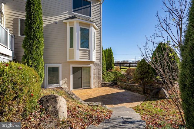 38607 MILLSTONE, Hillsboro, VA 20132