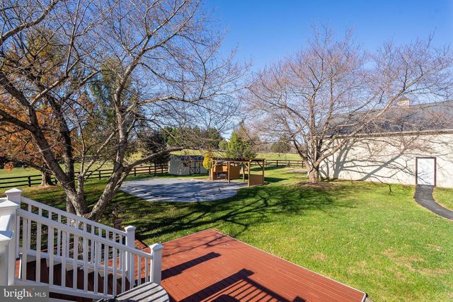 38607 MILLSTONE, Hillsboro, VA 20132