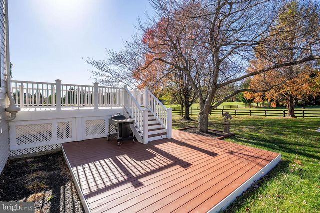 38607 MILLSTONE, Hillsboro, VA 20132