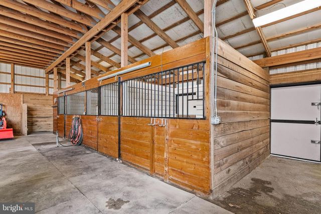 38607 MILLSTONE, Hillsboro, VA 20132