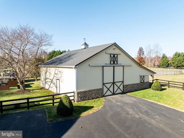 38607 MILLSTONE, Hillsboro, VA 20132