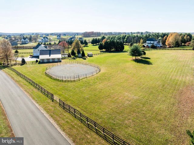 38607 MILLSTONE, Hillsboro, VA 20132