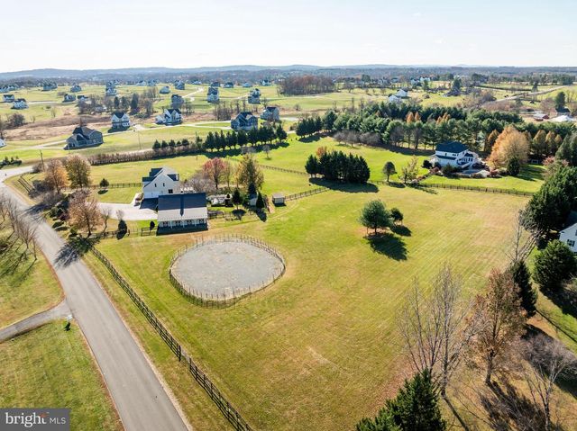 38607 MILLSTONE, Hillsboro, VA 20132