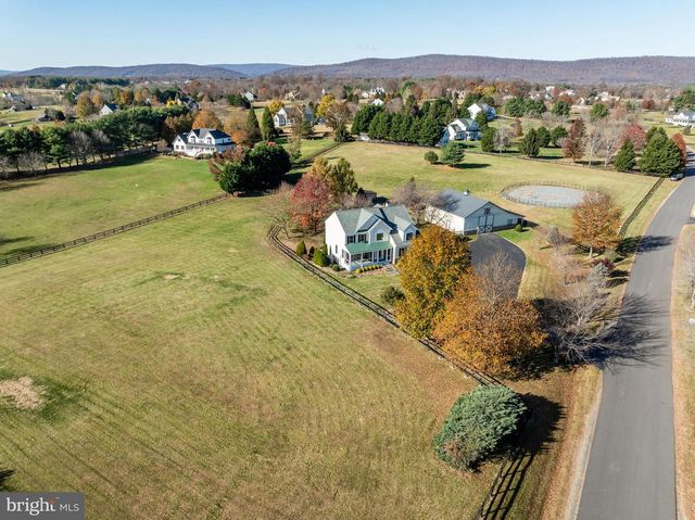 38607 MILLSTONE, Hillsboro, VA 20132