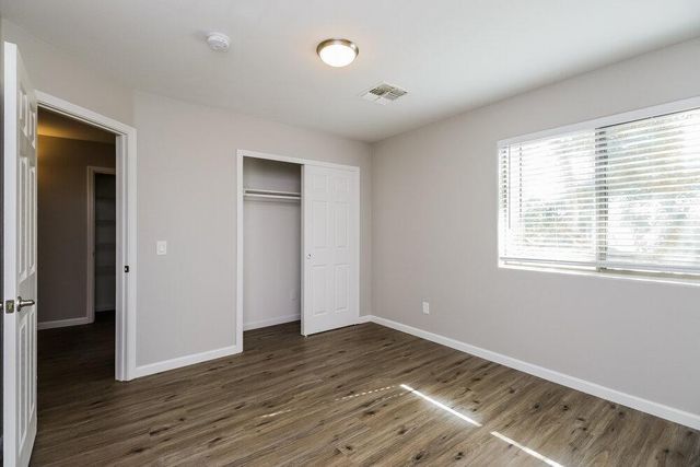 1836 E Silversmith Trail, San Tan Valley, AZ 85143