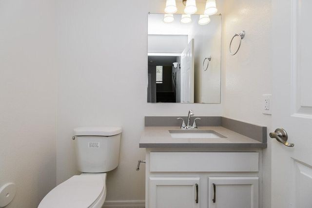 1836 E Silversmith Trail, San Tan Valley, AZ 85143