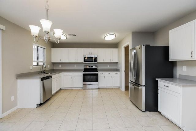 1836 E Silversmith Trail, San Tan Valley, AZ 85143