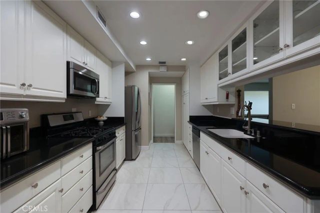 22444 Burton Street, West Hills, CA 91304