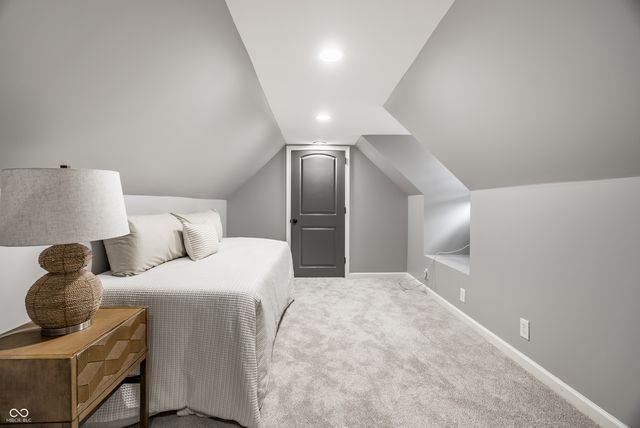 6329 Allisonville Road, Indianapolis, IN 46220