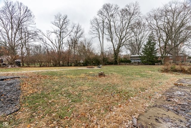 6329 Allisonville Road, Indianapolis, IN 46220