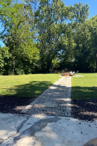 6329 Allisonville Road, Indianapolis, IN 46220