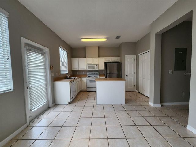 12654 LANGSTAFF DRIVE, Windermere, FL 34786