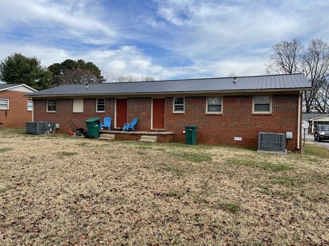 110 Allen Dr, Winchester, TN 37398