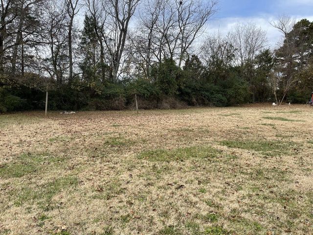 110 Allen Dr, Winchester, TN 37398