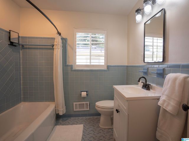 1824 WINDSOR BOULEVARD, Homewood, AL 35209