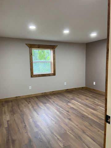 5184 Us-63, Cabool, MO 65689