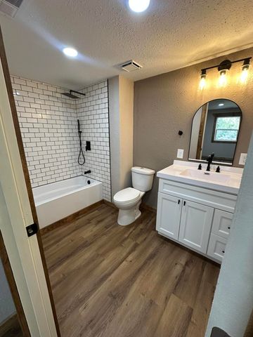 5184 Us-63, Cabool, MO 65689