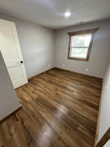 5184 Us-63, Cabool, MO 65689