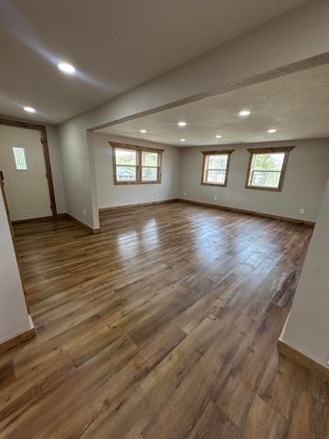 5184 Us-63, Cabool, MO 65689