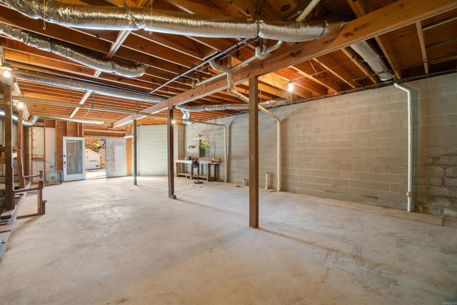 16 Gancho Way, Hot Springs Village, AR 71909