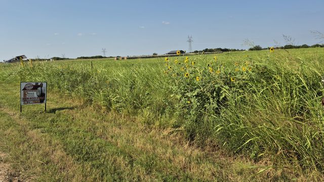 691 FARMER Road, Ennis, TX 75119