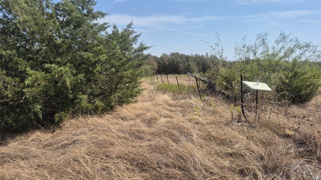 691 FARMER Road, Ennis, TX 75119