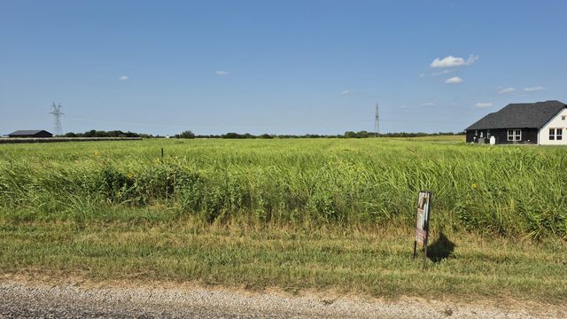 691 FARMER Road, Ennis, TX 75119
