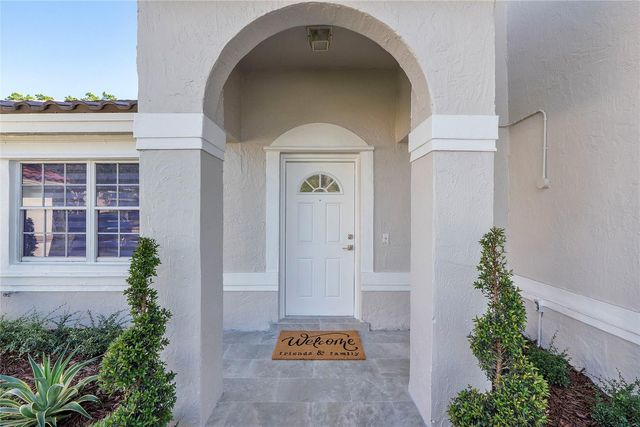 131 NW 187th Avenue, Pembroke Pines, FL 33029