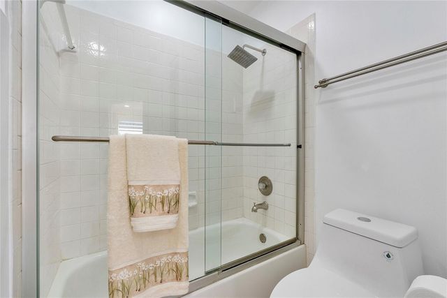 131 NW 187th Avenue, Pembroke Pines, FL 33029