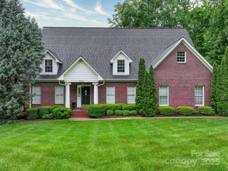 3015 Hamptonbrook Drive, Gastonia, NC 28056