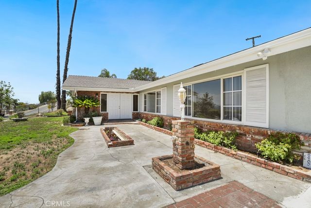 5485 Golden West Avenue, Jurupa Valley, CA 92509