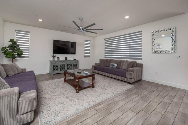 10933 Monomoy Way, Stockton, CA 95219