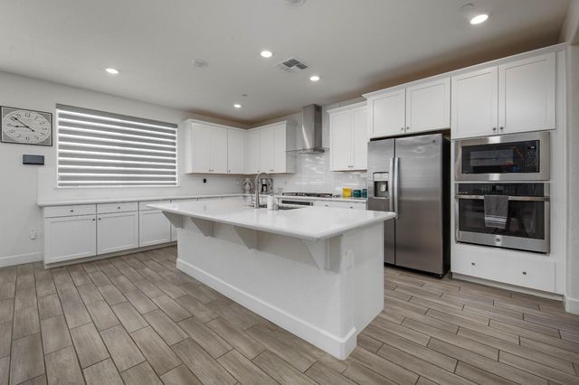 10933 Monomoy Way, Stockton, CA 95219