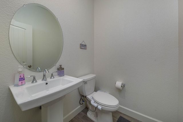 10933 Monomoy Way, Stockton, CA 95219