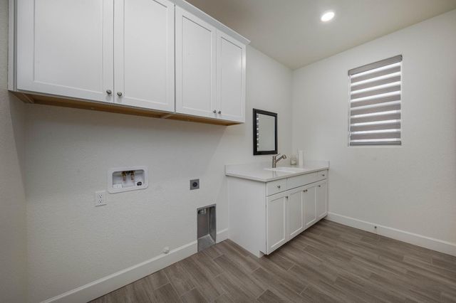 10933 Monomoy Way, Stockton, CA 95219