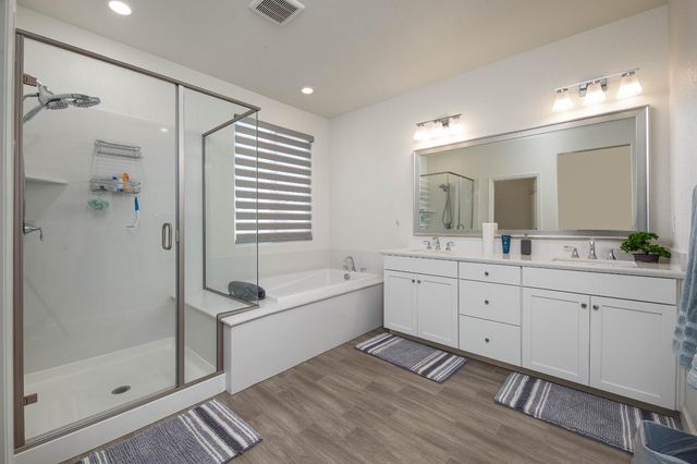 10933 Monomoy Way, Stockton, CA 95219