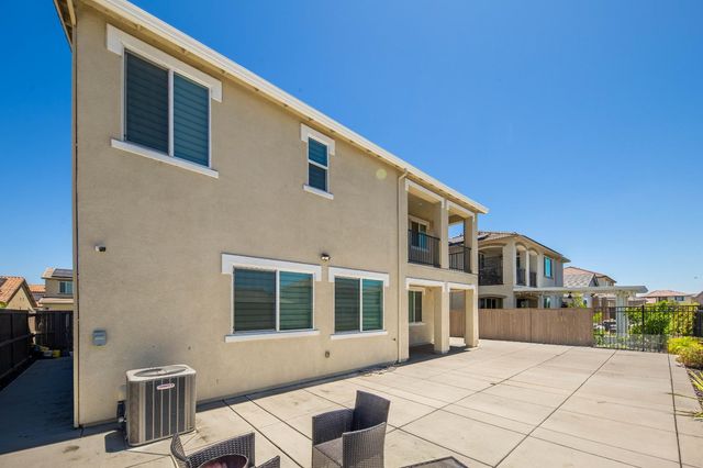 10933 Monomoy Way, Stockton, CA 95219