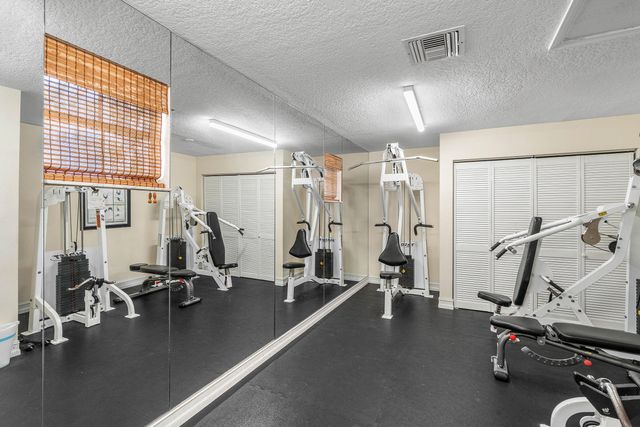 6300 La Costa Drive H, Boca Raton, FL 33433