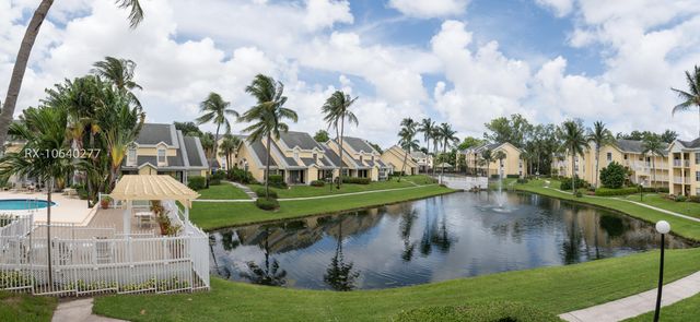 6300 La Costa Drive H, Boca Raton, FL 33433