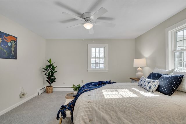 1 Drummer Rd A5, Acton, MA 01720