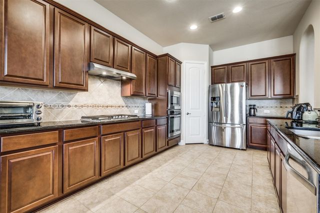 5044 Kerstyn Drive, Frisco, TX 75036