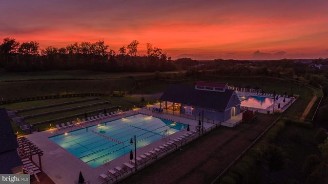 2416 GLOUSTER POINTE DR, Dumfries, VA 22026