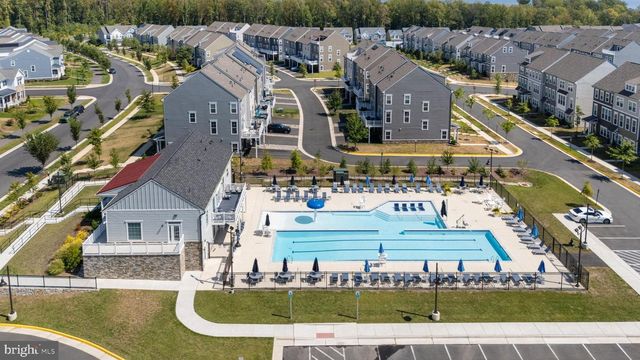 2416 GLOUSTER POINTE DR, Dumfries, VA 22026