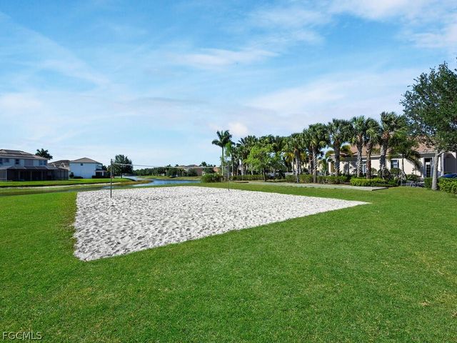 1477 Weeping Willow CT, Cape Coral, FL 33909