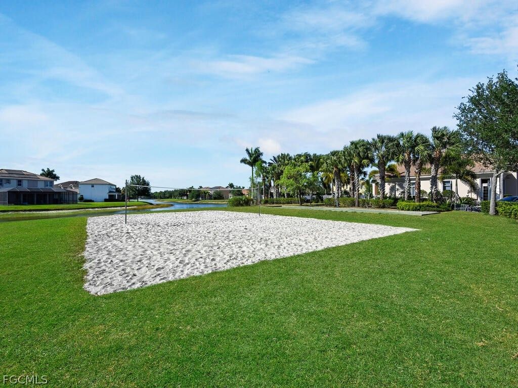 Image 20 of property listing at 1477 Weeping Willow CT, Cape Coral, FL 33909