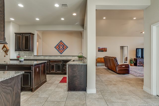 2160 MILL VALLEY, Seguin, TX 78155