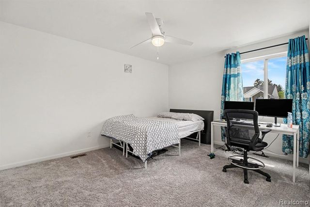 20847 Calabrese Drive, South Lyon, MI 48178