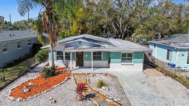 318 BATH STREET, Tarpon Springs, FL 34689