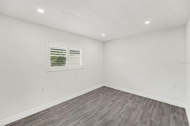 318 BATH STREET, Tarpon Springs, FL 34689