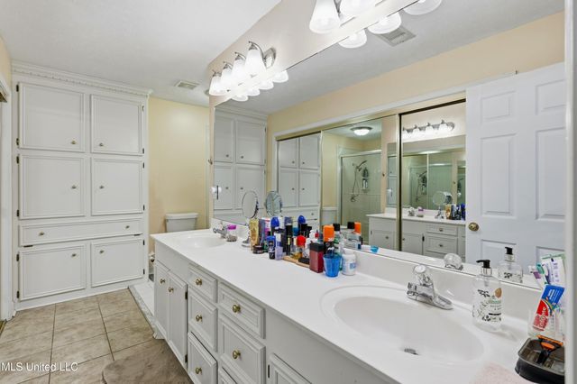 72 Lamplighter Road, Pearl, MS 39208